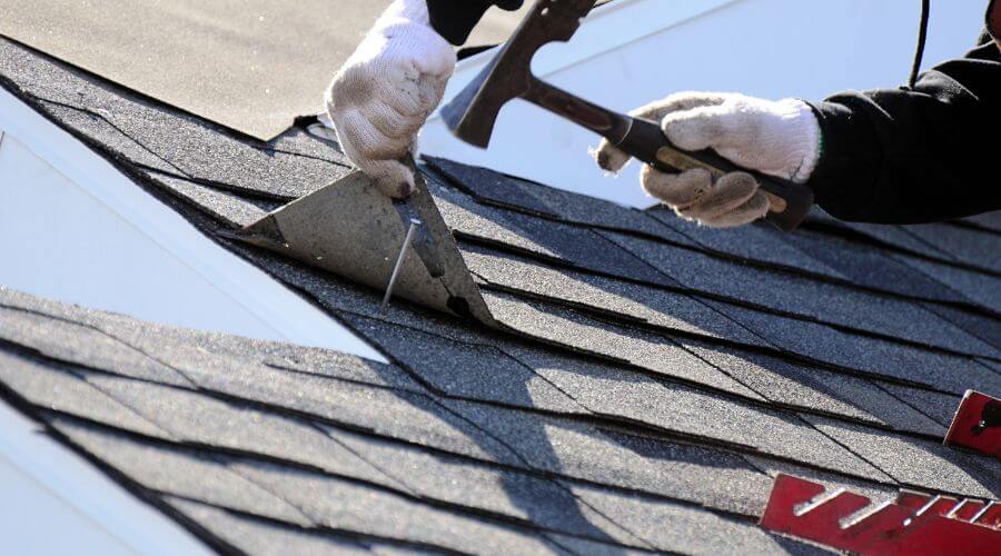 Professional gutter cleaning in Arcola, IN